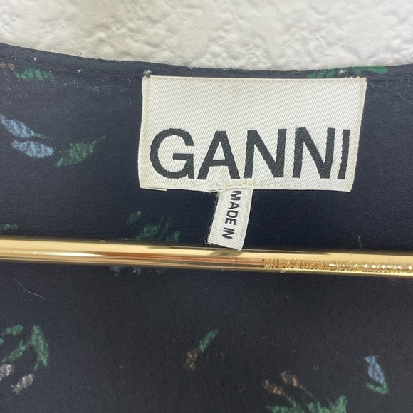 GANNI dress midi wrap crepe EU 38 sz 6. So flattering. Fits slightly small. - Picture 7 of 13